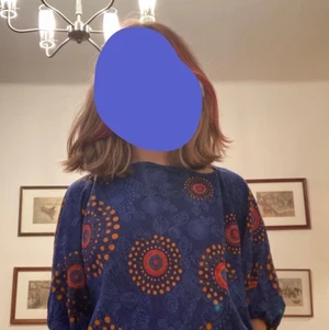 Tröja - Tröjan har jag köpt på marknaden i Grekland. Vänds den då kan man använda den även som harembyxor, dock jag älskade den som blus. Storlek S. 