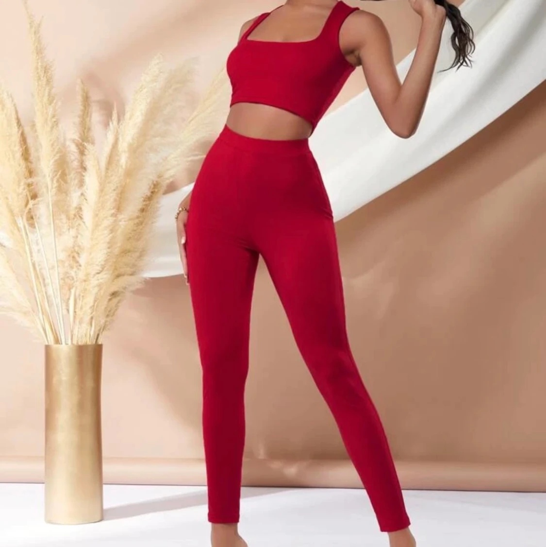 Rött sett ifrån Shein