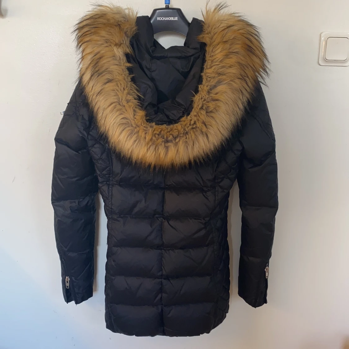 Rock and blue jacka - 91