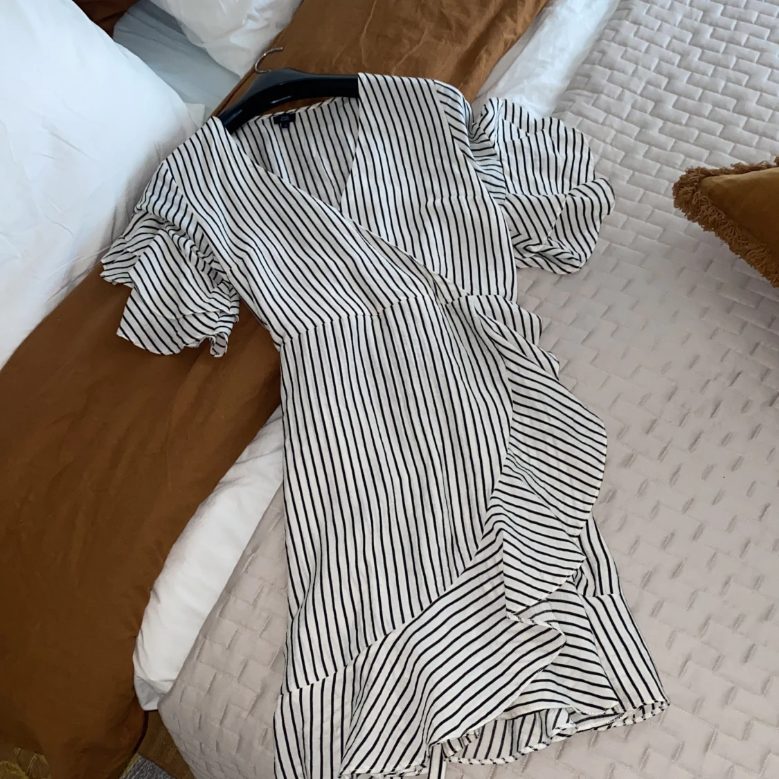 River Island omlottklänning