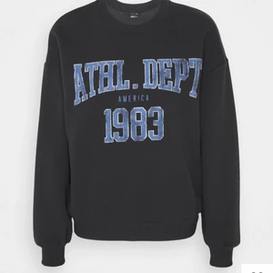 Tröja - Säljer denna tröja från Gina då den inte kommer till användning☺️ 150kr + frakt