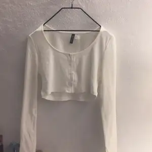 Fin vit tröja