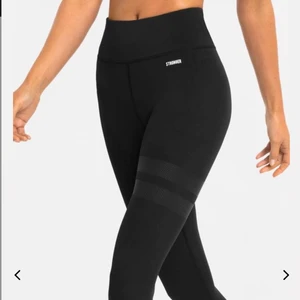 Stronger - Säljer mina snygga stronger byxor då dom inte kommer till användning, sparsamt använda, superbra skick, pris kan diskuteras, lägger upp igen pga oseriösa köpare, bud: 300