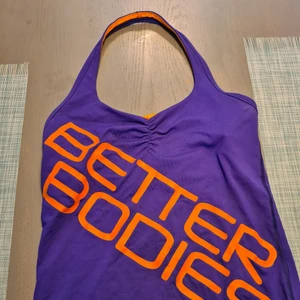 Better bodies linne - Knappt använd better bodies halterneck linne 150 kr
