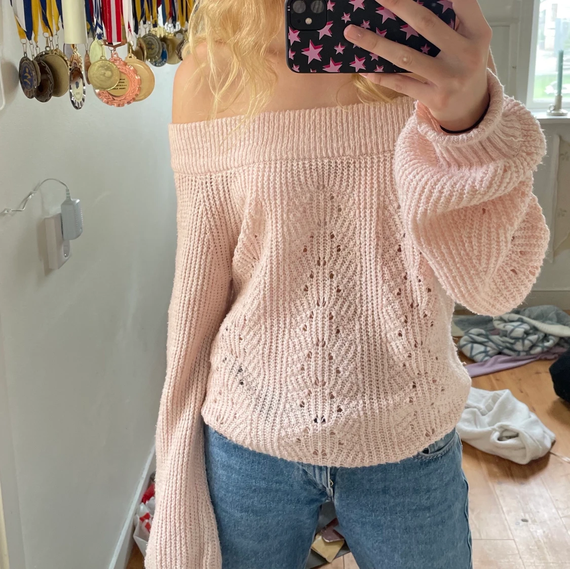 Off shoulder stickad tröja! 