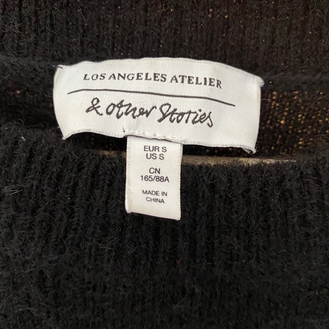 Svart stickad tröja från other stories  - 90