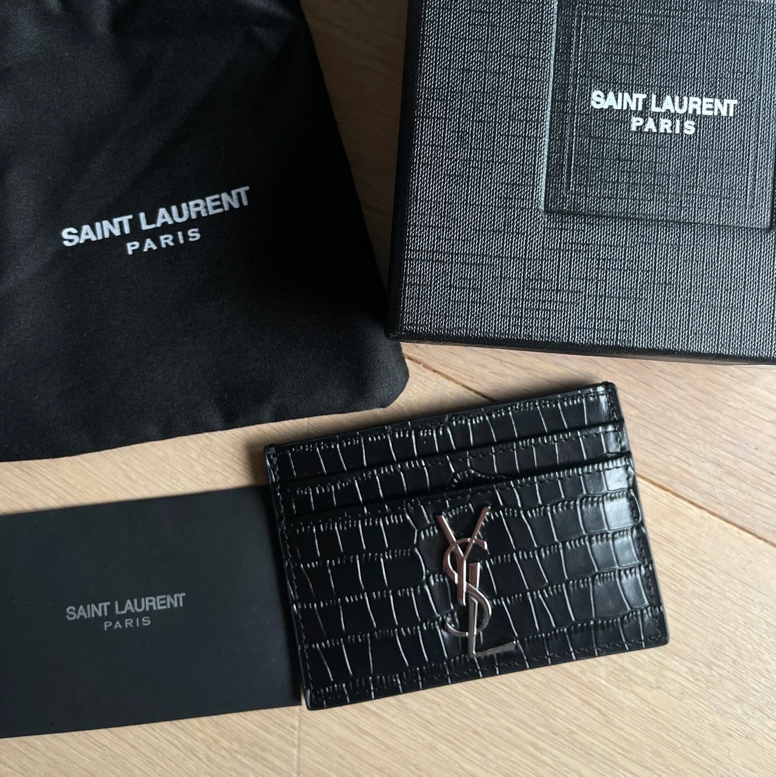 Yves saint Laurent cardholder replica