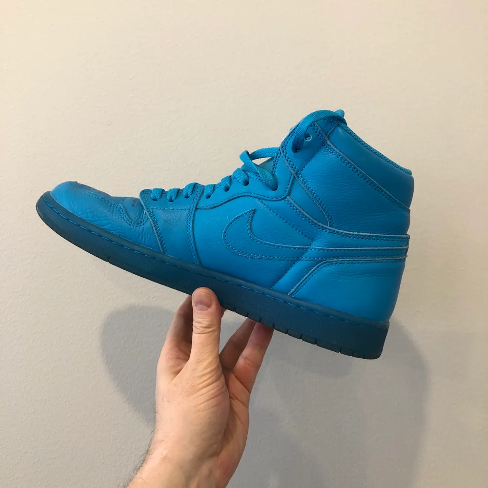 Originalkartong med alla tillbehör finns. Jordan 1 Retro High Gatorade Blue Lagoon. EUR 46. Skor.