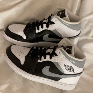 Air Jordan 1 - Customs :) beställ via bybella.customs på instagram 