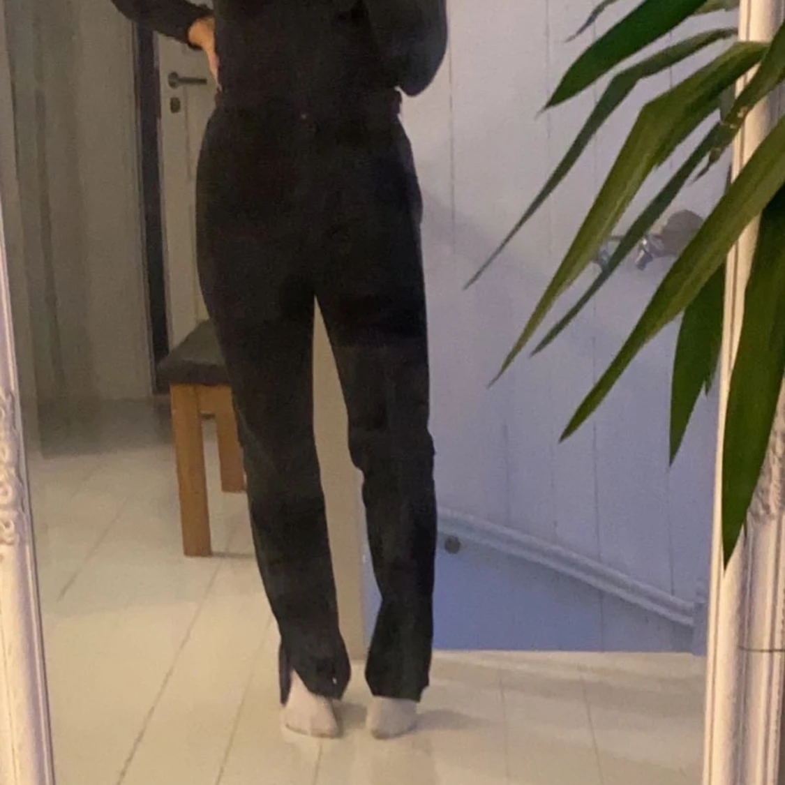 Byxor med slits från ASOS, märke är pull&bear - 90