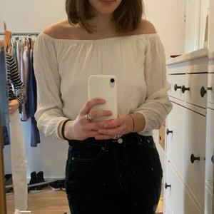 Sommartopp - Superhärlig somrig tröja i jätteskönt material💕