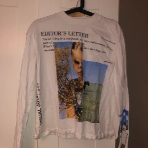 Zara tröja med tryck - Säljer denna super coola tröja då den ej används längre!!! Ämnen älskar den 