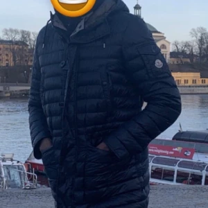 Moncler jacka  - Moncler jacka, st L. Mörkblå, herr 