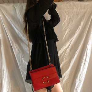 Klänning - Intressekoll på min Superfina mesh-klänning i spets från Zara som tyvärr inte kommer till användning. OBS Den är seethrough! Bud från 150 💕🌹👏🏻✨ 