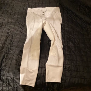 Ridbyxor från CRW - Hekt nya prislapp kvar. Köpta på Hööks 