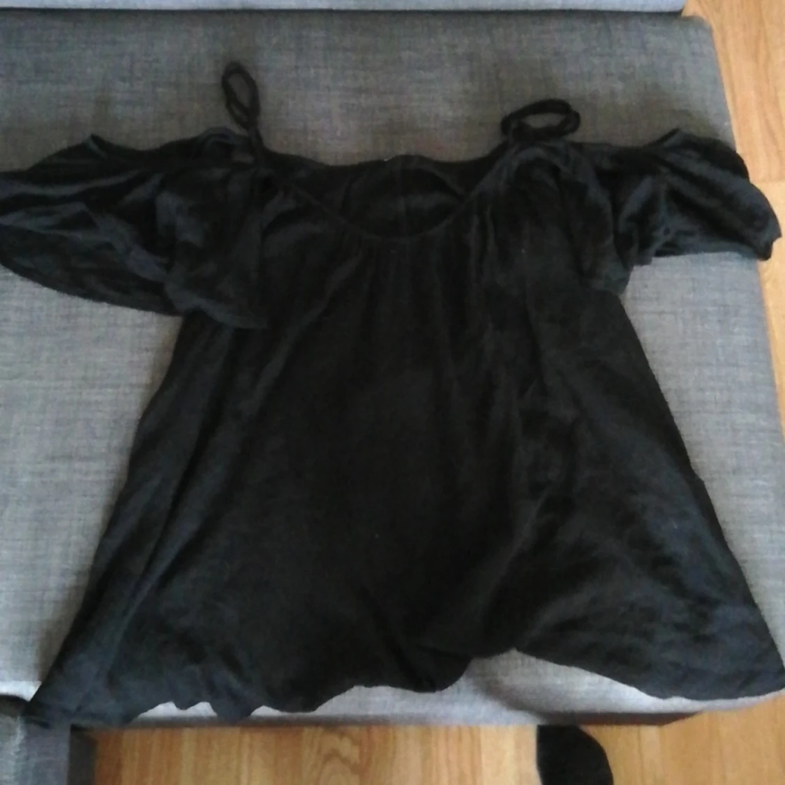 Luftig svart sommar tröja 