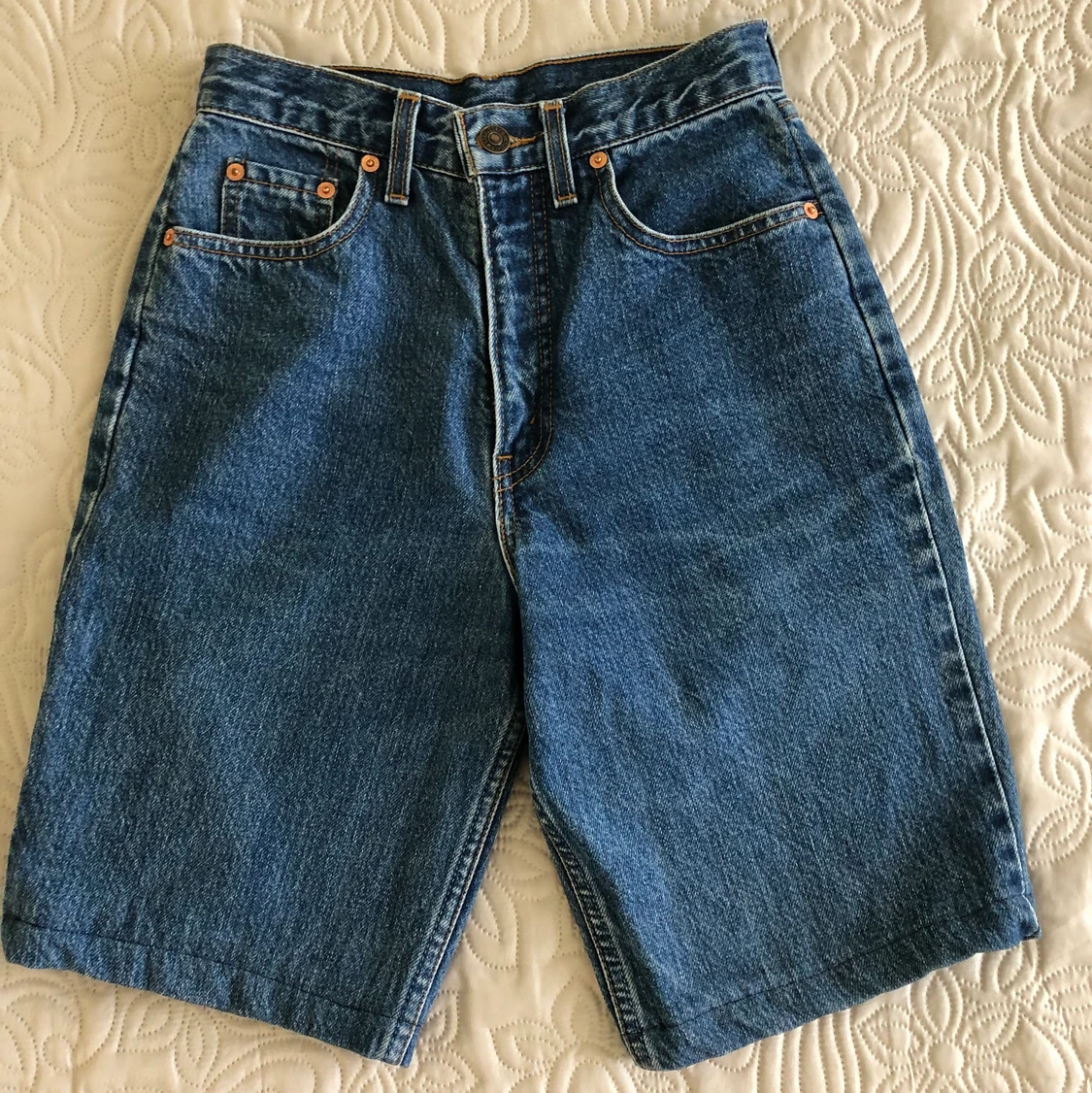 Levi’s shorts - 90