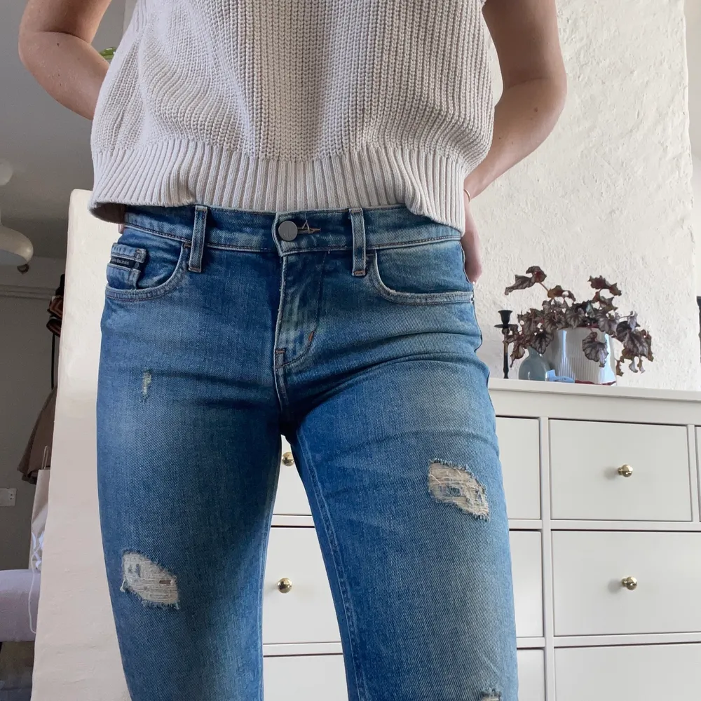 Snygga ljusblå jeans från CalvinKlein. Jeans & Byxor.