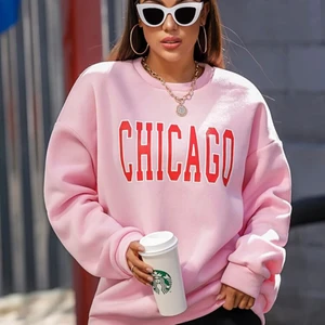 Sweatshirt  - En skitsnygg sweatshirt! Använd fåtal gånger, men i ett nytt skick.