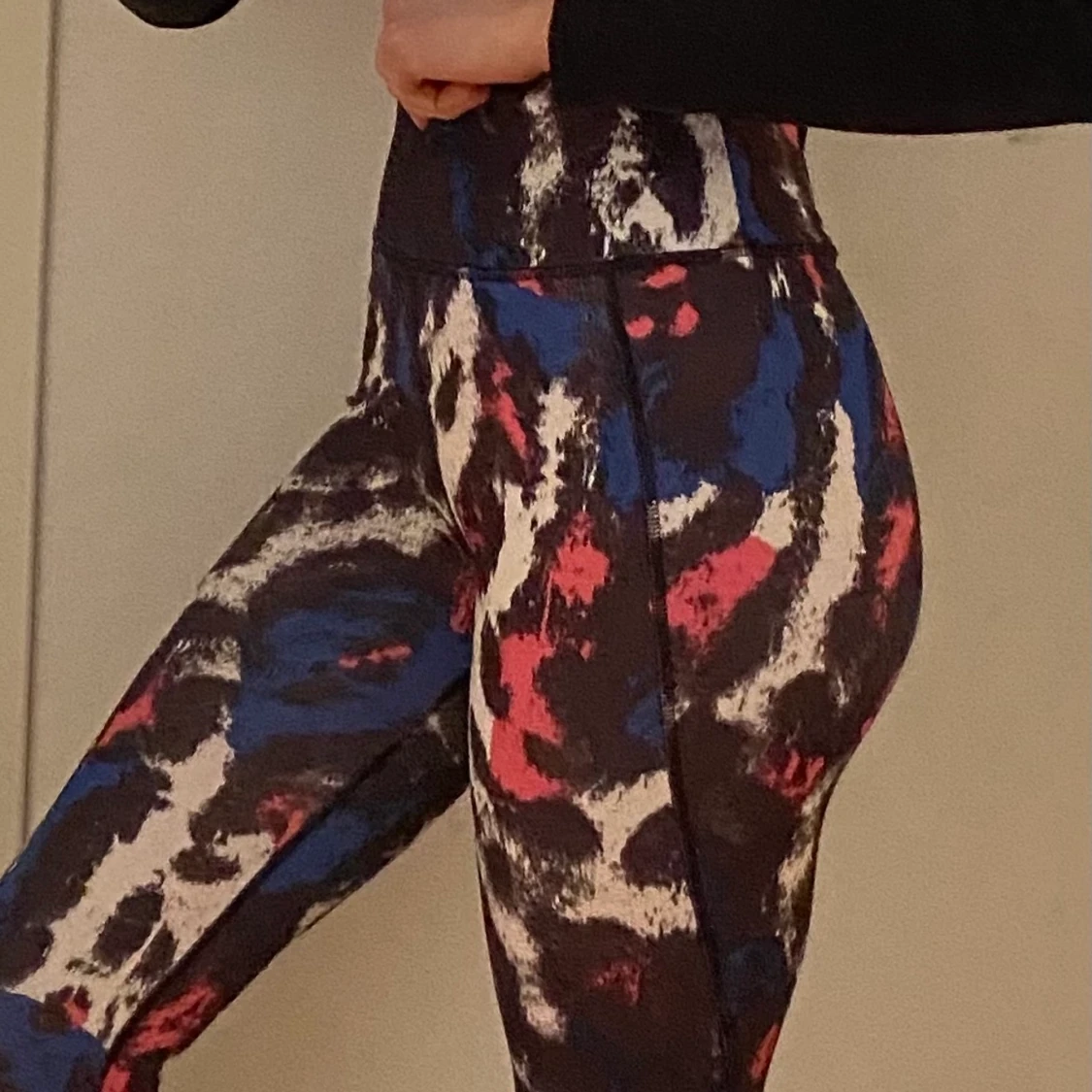 Träningstights färgglatt