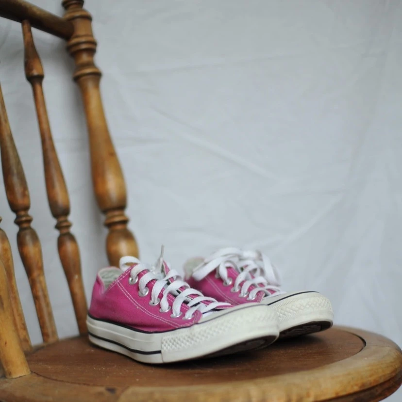 Låga converse, rosa