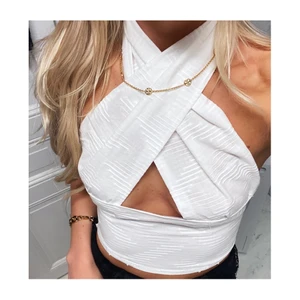 Vit topp - Sydd själv 🤍🤍🤍 @topsbyme, knyts i nacken och ryggen 🦋 