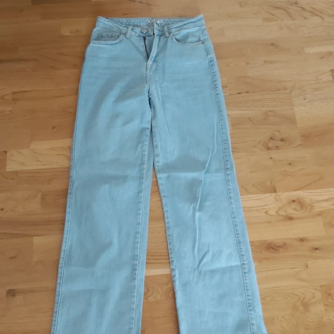 Vida, Raka jeans - 90
