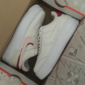 Helt nya Nike air force  - Helt nya Nike air force för 1000kr