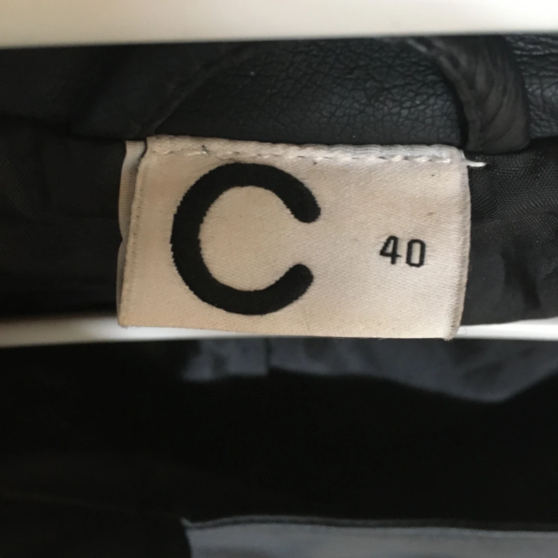 Snygg skinnjacka  - 91