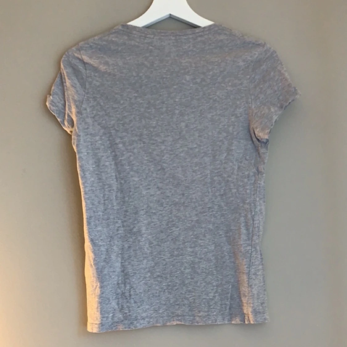 Grå levis t-shirt i stl xs - 90