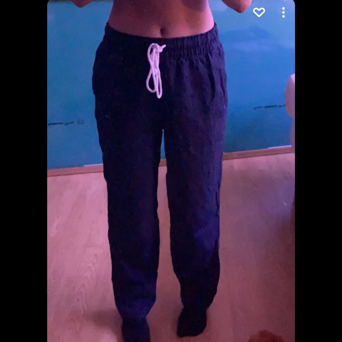 Mörkblåa linnebyxor