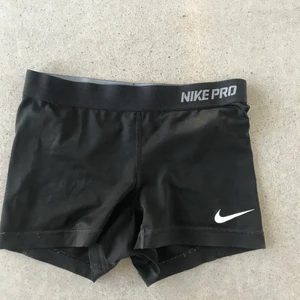 Nike hotpants - Sköna hotpants från nike small