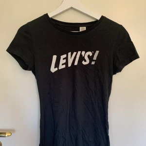 Levis T-shirt - T-shirt från Levis som är oanvänd