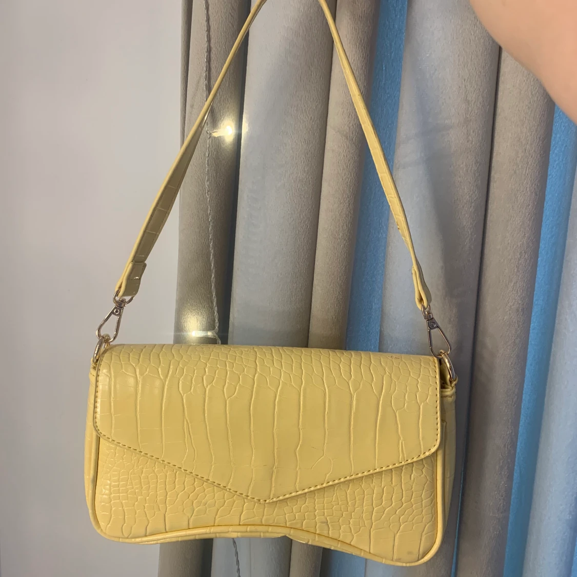 Gul söt väska 💛