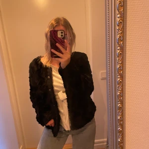 Jacka storlek 36/S - Fin jacka i bra skick. 