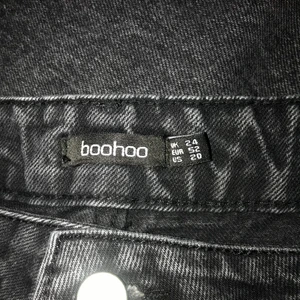 Boohoo Plus Size - Extra wide leg och använd 1 gång.