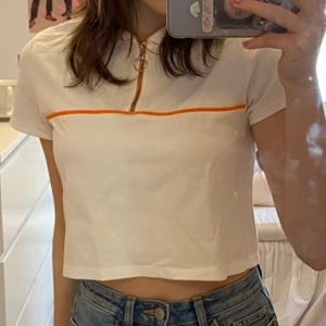 Tröja med dragkedja - Använt få gånger men perfekt skick