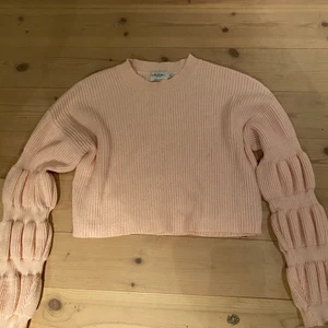 misslisibell tröja - Den tröja är från MisslisibellxNA-KD kollektion. 