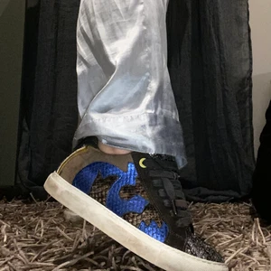 Zadig & voltaire  - Intressekoll på mina Zadig sneakers!!⚡️ nypris ligger mellan 3500 och 4200kr! Låda finns. Köparen står för frakt.