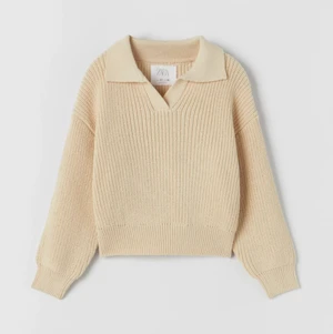 Stickad tröja  - Jättefin stickad tröja från zara. Den är från barnavdelningen men är största storleken så passar xs!❤️ 