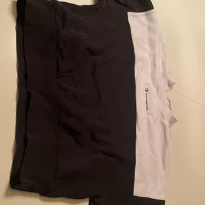 Champion sweatshirt stl M - Använt några gånger bra skick