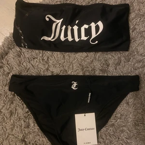 Juicy Couture bikini  - Jätte fin bikini från Juicy Couture, köpt från JDsports i somras. Toppen är använd 1 gång men underdelen är oanvänd. Bikinin är som ny. Köpare står för frakten