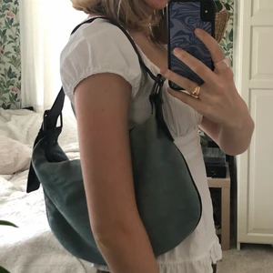 Väska - Väska köpt second hand 💕