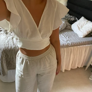 Linnetopp - Linnetopp från bikbok använd en gång 