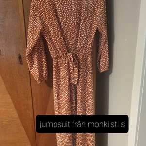 Monki jumpsuit stl S - Enbart provad 
