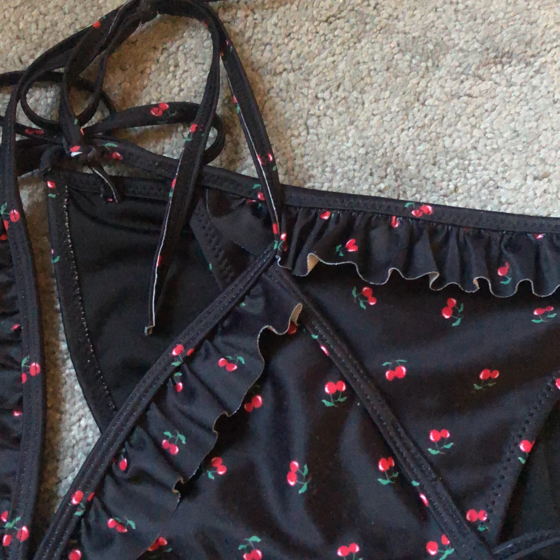 Bikini med körsbär 🍒  - 91
