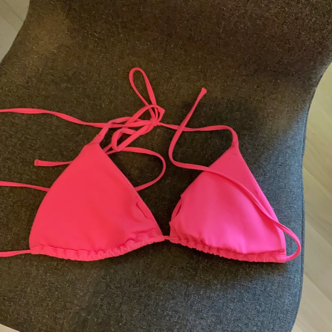 Bikbok bikiniöverdel - 90