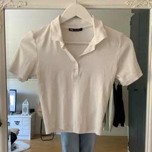 zara topp - Så fin pike topp från zara❤️ inga defekter, skriv för mer info och bilder ❤️ 