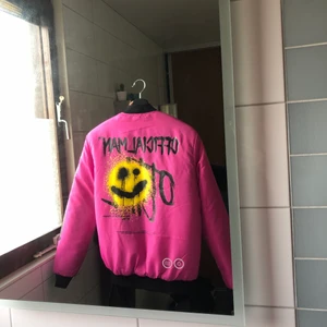 Bomberjacka  - Jacka från boohoo man. Snygg, storlek S, Oanvänd. 