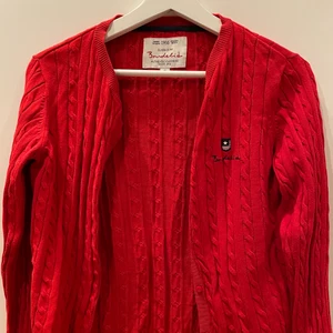 Röd kofta Bondelid - Röd kofta från Bondelid, storlek S, nyskick!